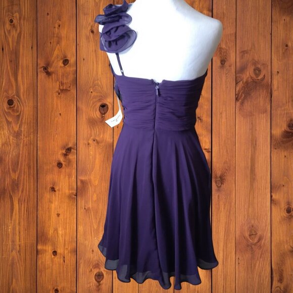 BEE DARLIN Women's Juniors Size 5/6 Purple One Shoulder Frilly Formal Dress NEW - Picture 9 of 9